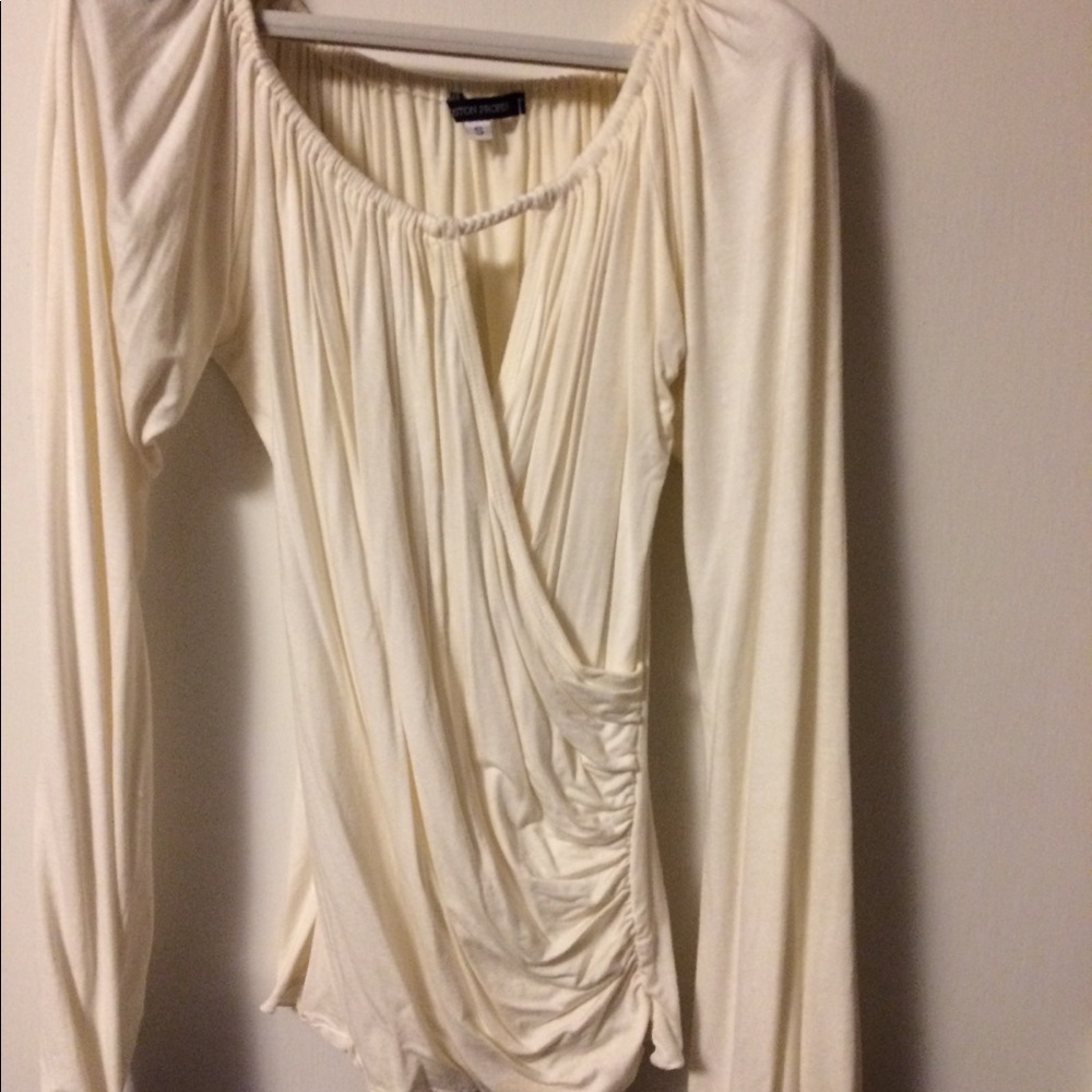 BOSTON PROPER OFF WHITE PULLOVER TOP SIZE S